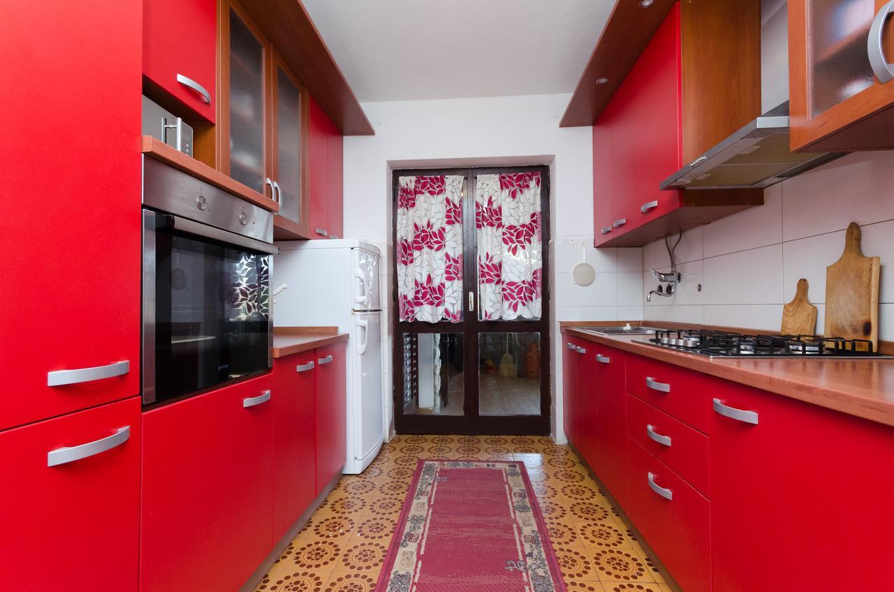 Apartments And Room Luka Klenovica Zewnętrze zdjęcie