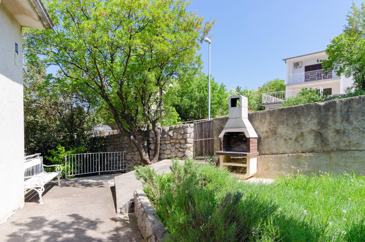 Apartments And Room Luka Klenovica Zewnętrze zdjęcie