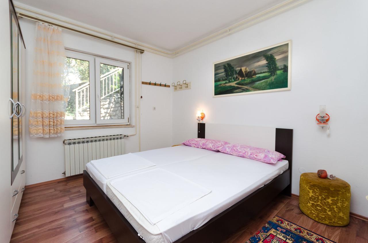 Apartments And Room Luka Klenovica Zewnętrze zdjęcie
