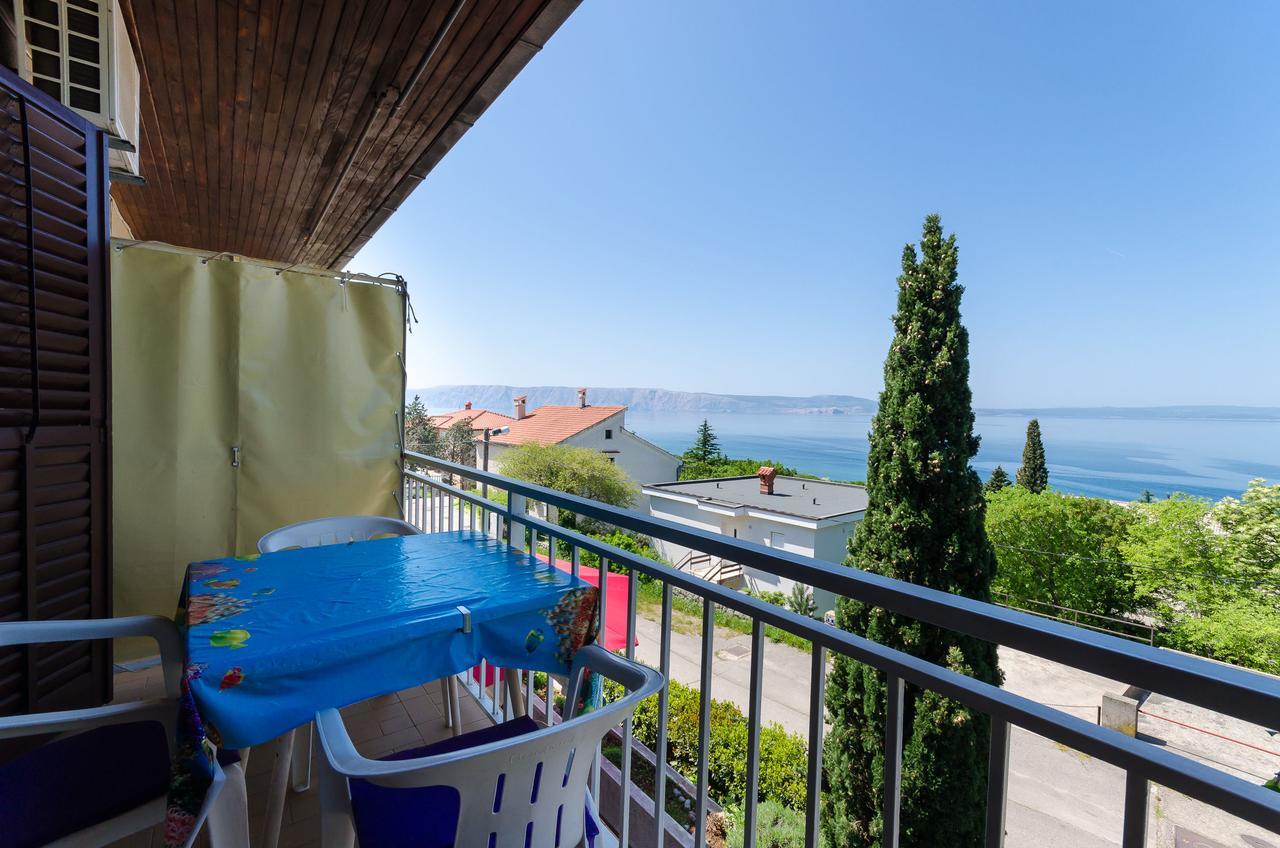 Apartments And Room Luka Klenovica Zewnętrze zdjęcie